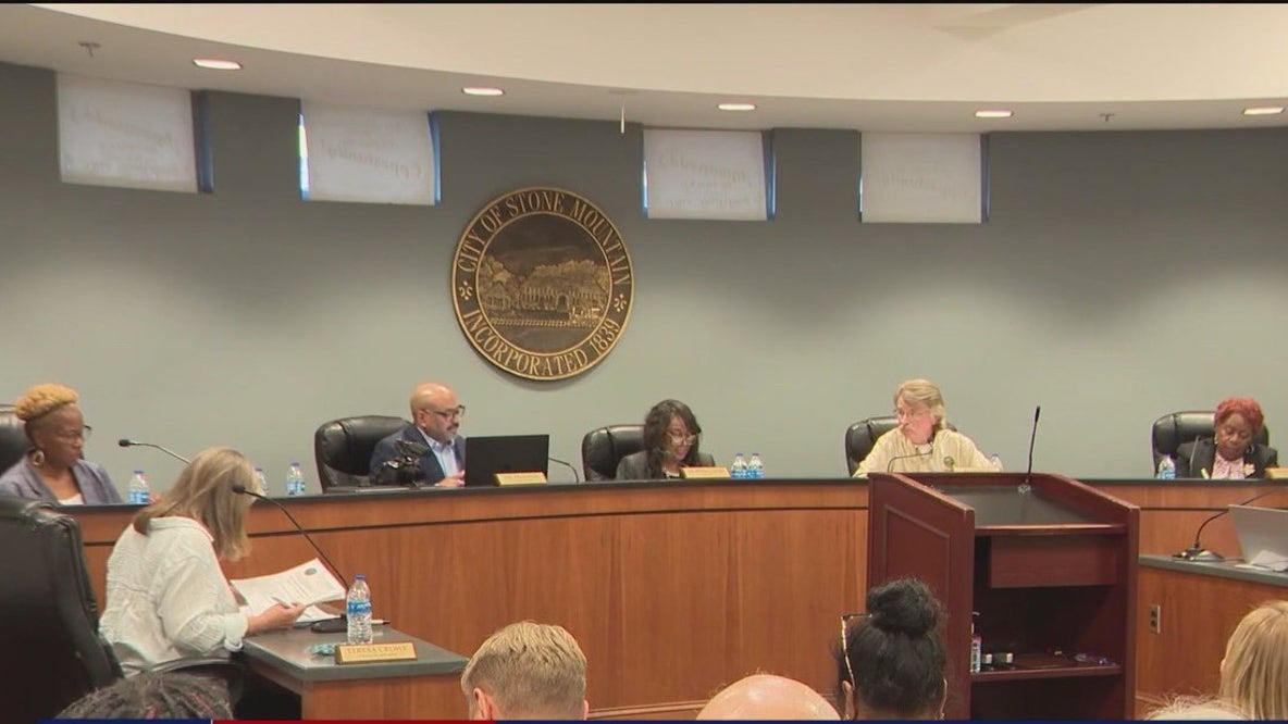 Stone Mountain mayor probe